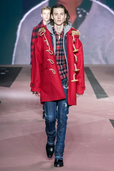 Look 68
